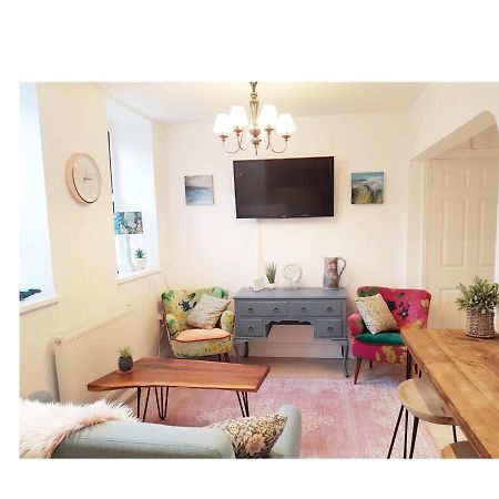 St Ives Apartment Private Parking With Garden 10 Minute Walk Into Town And Beach Exteriör bild