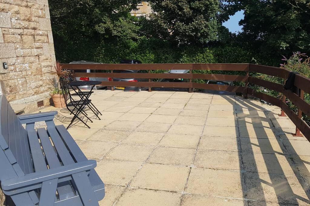 St Ives Apartment Private Parking With Garden 10 Minute Walk Into Town And Beach Exteriör bild
