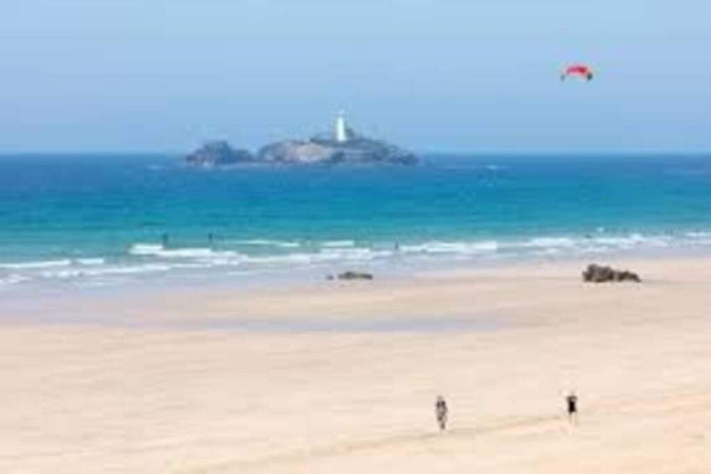 St Ives Apartment Private Parking With Garden 10 Minute Walk Into Town And Beach Exteriör bild