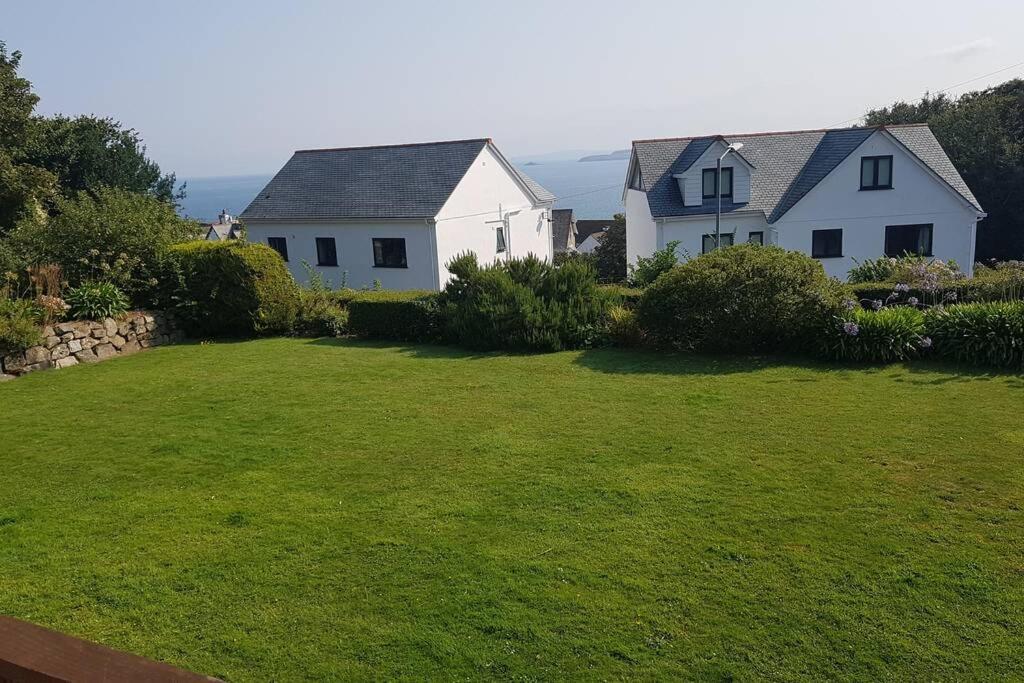 St Ives Apartment Private Parking With Garden 10 Minute Walk Into Town And Beach Exteriör bild